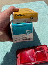 Load image into Gallery viewer, 1968-1972 Chevrolet GMC Truck Blazer 1971-1985 Van NOS RED Rear Side Marker Pair #915119 / 916087