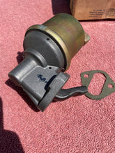 Load image into Gallery viewer, 1971-1973 Chevrolet Impala Chevelle V8 350 400 NOS Fuel Pump #6471181 AC 41217