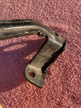 Load image into Gallery viewer, 1965-1968 Chevrolet Corvette C2 C3 NOS Alternator Bracket Brace #3846565