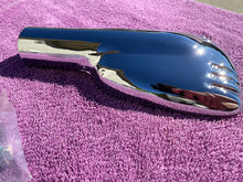 Load image into Gallery viewer, 1942-1948 Chevrolet Chevy Car NORS Accessory Bear Claw Exhaust Tip Deflector