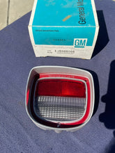 Load image into Gallery viewer, 1973 Chevelle Wagon 1973-1977 Chevrolet El Camino NOS RH Backup Light Lens #5965166