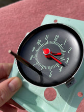 Load image into Gallery viewer, 1969 Chevrolet Chevelle Malibu 6 8 NOS Accessory Dash Electric Clock #993666