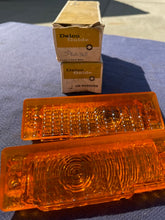 Load image into Gallery viewer, 1968 Chevrolet Bel Air Biscayne Impala Caprice NOS Amber Park Light Lens Pair #5960367 / 5960368