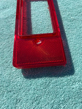 Load image into Gallery viewer, 1974 1975 Chevrolet Bel Air Sedan NOS Tail Lamp Reflex Lens #5947788