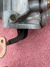 Load image into Gallery viewer, 1952 1953 1954 Chevrolet 150, 210, Bel Air NOS Dual Vacuum Fuel Pump #5592675 AC Type 9797