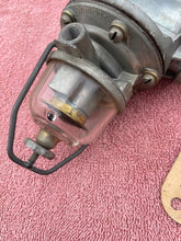 Load image into Gallery viewer, 1952 1953 1954 Chevrolet 150, 210, Bel Air NOS Dual Vacuum Fuel Pump #5592675 AC Type 9797