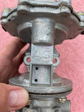 Load image into Gallery viewer, 1952 1953 1954 Chevrolet 150, 210, Bel Air NOS Dual Vacuum Fuel Pump #5592675 AC Type 9797
