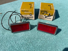 Load image into Gallery viewer, 1968 1969 Chevy II Camaro El Camino NOS Rear Side Marker Lamp Lens Pair #916632