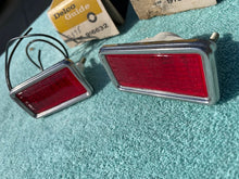 Load image into Gallery viewer, 1968 1969 Chevy II Camaro El Camino NOS Rear Side Marker Lamp Lens Pair #916632