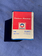 Load image into Gallery viewer, 1964 Chevrolet Chevelle / Malibu / El Camino  NOS Ignition Switch #1116656