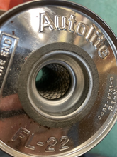 Load image into Gallery viewer, 1958-1967 Chevrolet Car and Truck V-8 NOS Oil Filter FL-22 (OEM #5574540 / 5576054 / PF-141)