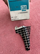 Load image into Gallery viewer, 1968 Chevrolet Chevelle (non-S.S.) NOS RH Grille to Fender Trim Filler Extension #3926808