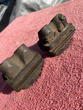 Load image into Gallery viewer, 1934 Chevrolet Master DA NOS Side Engine Motor Mounts PAIR  #375630