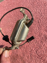 Load image into Gallery viewer, 1966-1971 Chevrolet NOS Delco GUIDE License Plate Lamp Lens Assembly #910967