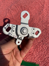 Load image into Gallery viewer, 1953 1954 Chevrolet Bel Air 150 210 REBUILT Left Front Driver Door Remote #4569560 ($30 refundable core charge included in price)