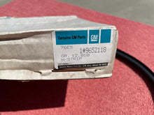 Load image into Gallery viewer, 1973 - 1977 Chevrolet Chevelle, Malibu, Laguna NOS Sunroof Rear Sliding Panel Weatherstrip #9652118