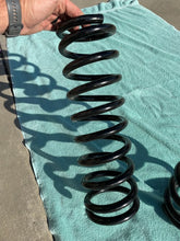 Load image into Gallery viewer, 1970-1981 Chevrolet Camaro Z28 Big Block V8 NEW Moog Coil Springs Pair #5376