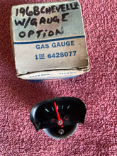 Load image into Gallery viewer, 1968 Chevrolet Chevelle SS NOS Instrument Cluster Dash Gas Fuel Gauge #6428077