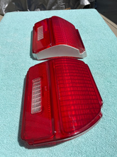 Load image into Gallery viewer, 1969 Chevrolet Chevelle NOS GUIDE Tail Light Lamp Lens Pair #5961097 / 5961098