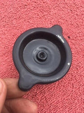 Load image into Gallery viewer, 1953-55 / 1965-67 / 1969-74 Chevrolet Corvette NOS GM Oil Filler Cap V8 350 396 427 #3835665