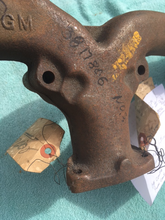 Load image into Gallery viewer, 1957 - 1965 Chevrolet Corvette 283 / 327 (various specific applications) NOS RH Exhaust Manifold #3817806 (cast 3750556)