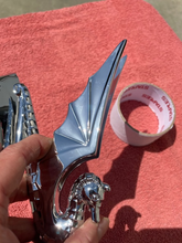 Load image into Gallery viewer, 1934-1936 Chevrolet Truck NORS Accessory Sea Horse Hood Ornament Radiator Cap