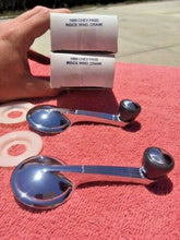 Load image into Gallery viewer, 1950 Chevrolet Fleetline Styleline NORS Window Crank Handles Grey Knob Pair (repl. OEM #4582152)