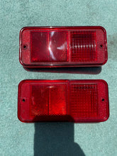 Load image into Gallery viewer, 1968-1972 Chevrolet GMC Truck Blazer 1971-1985 Van NOS RED Rear Side Marker Pair #915119 / 916087
