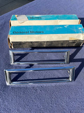 Load image into Gallery viewer, 1970-1974 Chevrolet II 2 Nova NOS Front Fender Side Marker Bezel Pair  #3962933
