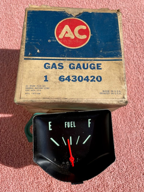 1966 1967 Chevrolet Chevelle (exc. SS) NOS Instrument Cluster Dash Gas Fuel Gauge #6430820