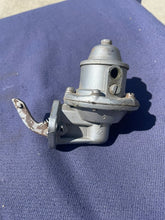 Load image into Gallery viewer, 1934 Chevrolet Standard Master Pickup Truck REBUILT/USED? Fuel Pump R-20 OEM#1521450
