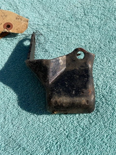 1966 1967 Chevrolet Chevelle Camaro Chevy II V6 NOS Steering Pump Bracket #3891598