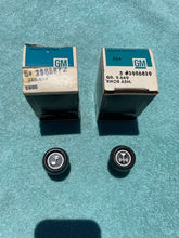 Load image into Gallery viewer, 1973-1977 Chevrolet Pickup Truck Blazer Van  NOS Radio Tuner Knob Set #3986829 / 3986872
