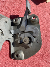 Load image into Gallery viewer, 1961-1964 Corvair F.C. FC 95 Greenbrier NOS Left Front Door Lock Latch #3776607
