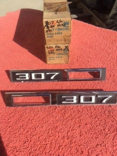 1969 Chevrolet Chevelle Malibu 307 NOS Front Fender Side Marker Emblem Trim Pair #3945291 / 3945252