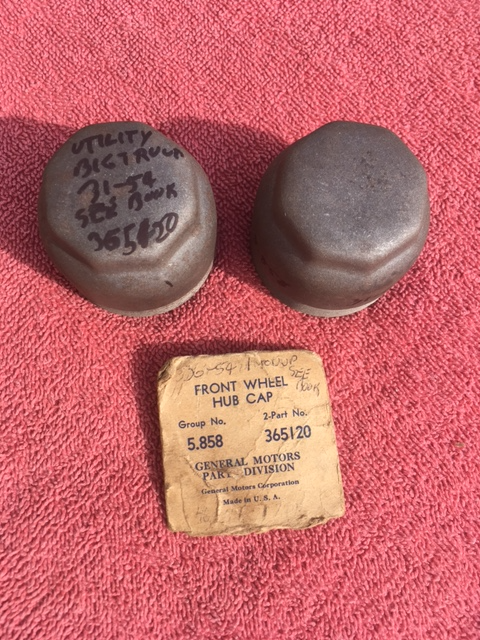 1931 - 1942 Chevrolet Utility Trucks NOS Pair of Wheel Center Hub Grease Caps #365120