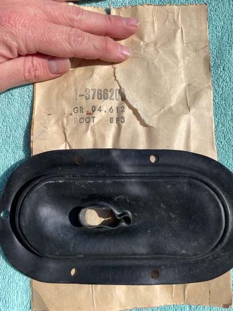 1960-1966 Chevrolet Series 50 / 60 Heavy Duty BIG Truck NOS Emergency Park Brake Lever Boot #3766206