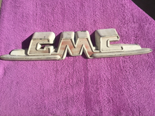 Load image into Gallery viewer, 1955 - 1959 GMC Pickup Suburban Panel XLNT USED Hood Emblem
