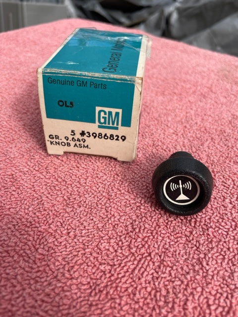 1972-1976 Chevrolet Corvette C3 Stingray NOS Radio Control Tuner Knob #3986829