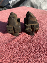 Load image into Gallery viewer, 1934 Chevrolet Master DA NOS Side Engine Motor Mounts PAIR  #375630
