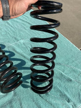 Load image into Gallery viewer, 1970-1981 Chevrolet Camaro Z28 Big Block V8 NEW Moog Coil Springs Pair #5376
