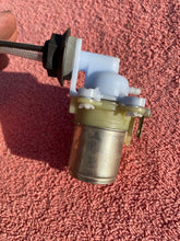 Load image into Gallery viewer, 1976 - 1985 Chevrolet Nova + Citation NOS Windshield Washer Pump + Filter #4961623
