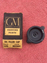 Load image into Gallery viewer, 1953-55 / 1965-67 / 1969-74 Chevrolet Corvette NOS GM Oil Filler Cap V8 350 396 427 #3835665
