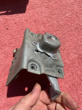 Load image into Gallery viewer, 1961-1964 Corvair F.C. FC 95 Greenbrier NOS Left Front Door Lock Latch #3776607
